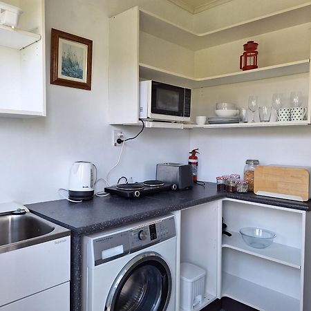 Peaceful Pukerua Bay Apartment Exterior photo