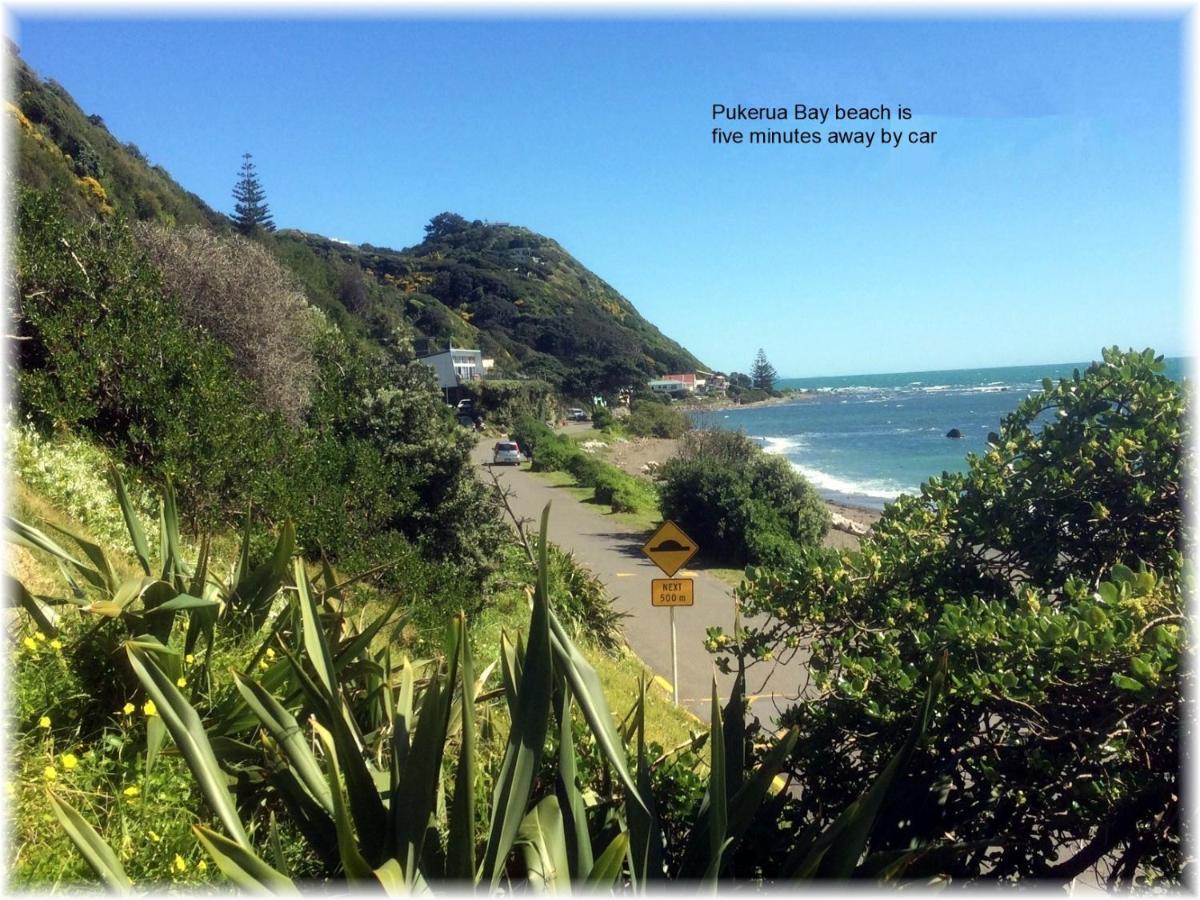 Peaceful Pukerua Bay Apartment Exterior photo